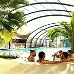 Zecamping 4 Familial Animaux Acceptes Familial Piscine Couverte