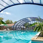 Campingplads Zecamping 4 Familial Animaux Acceptes Familial Piscine Couverte *