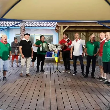 Camping 4 Etoiles - Piscine - Eecaad *