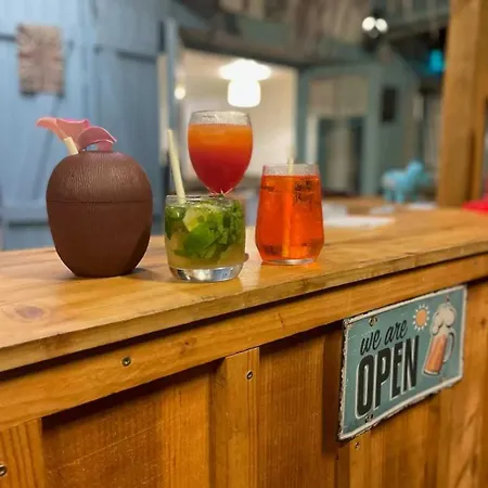 4 Etoiles - Piscine - Eecaad