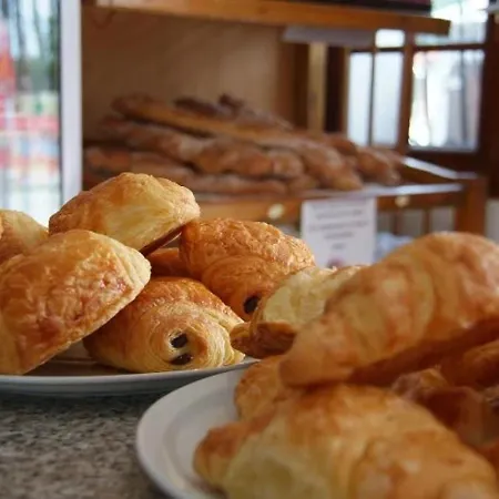 4 Etoiles - Piscine - Eecaad