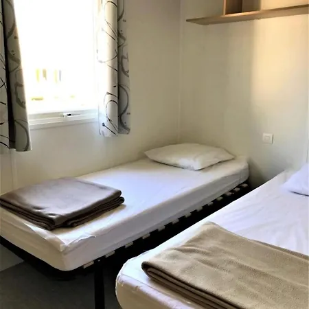 Zecamping 4 Etoiles Familial Animaux Acceptes Familial Piscine Couverte * Aureilhan (Landes)