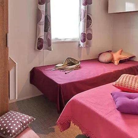 Zecamping 4 Etoiles Familial Animaux Acceptes Familial Piscine Couverte *
