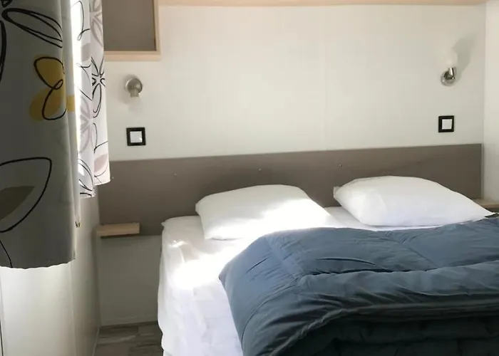 Κάμπινγκ 4 Etoiles - Piscine - Eecaad *