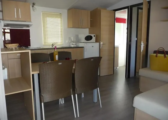 4 Etoiles - Piscine - Eecaad Aureilhan (Landes)