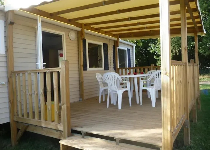 Κάμπινγκ 4 Etoiles - Piscine - Eecaad