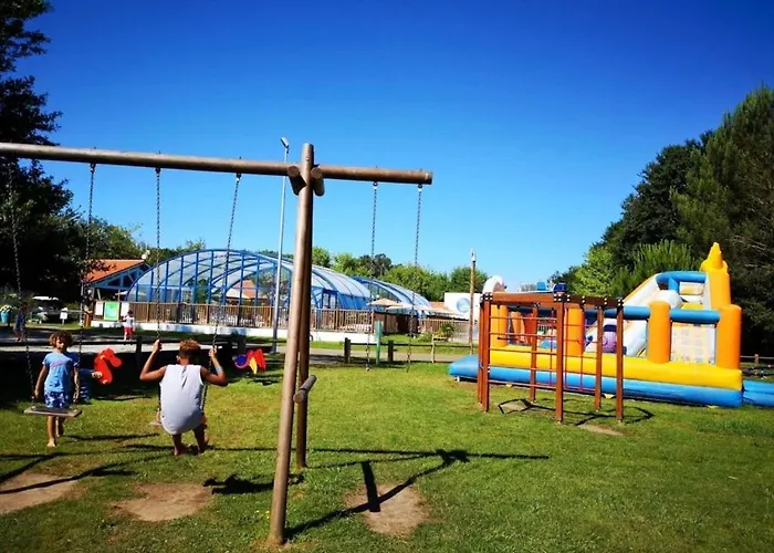 Κάμπινγκ 4 Etoiles - Piscine - Eecaad