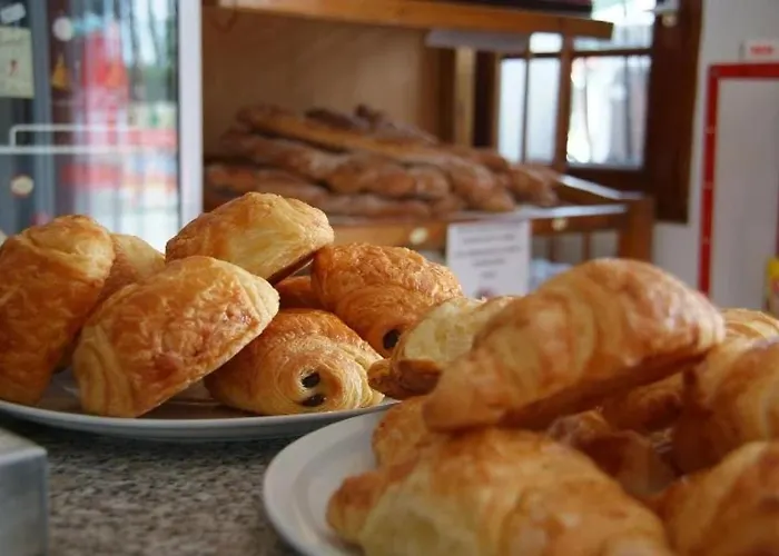4 Etoiles - Piscine - Eecaad