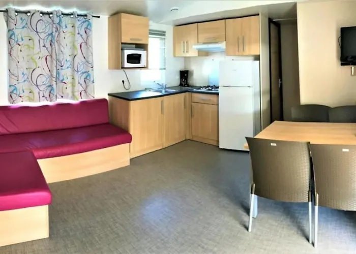 4 Etoiles - Piscine - Eecaad Κάμπινγκ